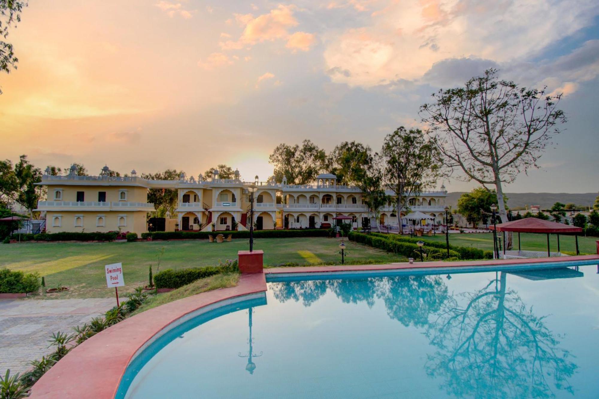 Palette - Rani Bagh Resort Джайпур Екстер'єр фото