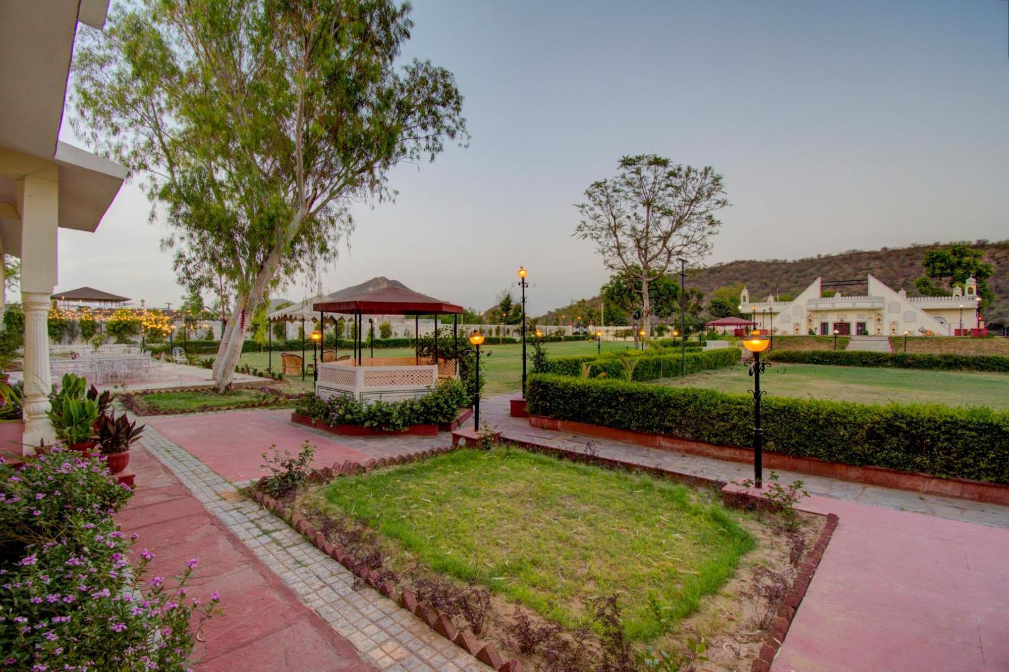 Palette - Rani Bagh Resort Джайпур Екстер'єр фото